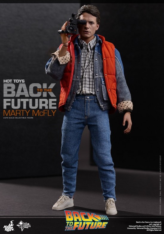 Hot Toys Back to the Future 1/6th scale Marty McFly Figure