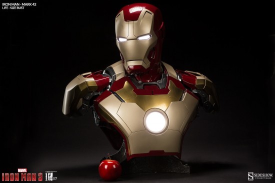 Iron Man Mark VII Iron Man Legendary Scale™ Figure by Sideshow Collectibles
