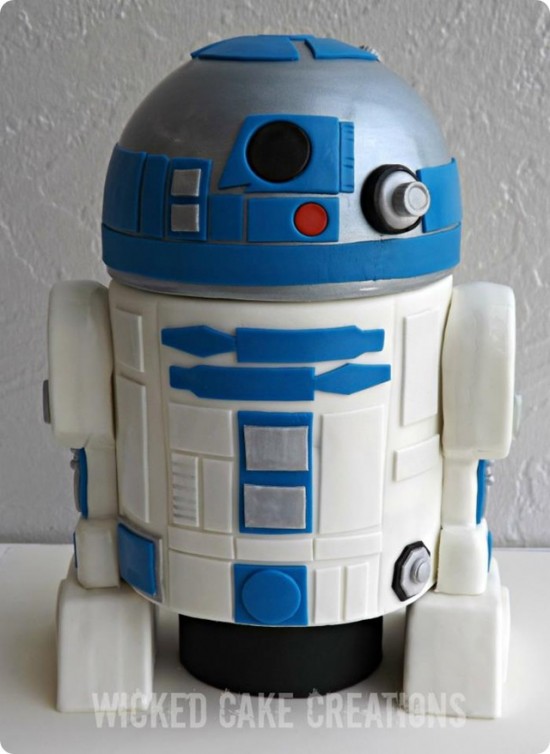 R2-D2 Cake