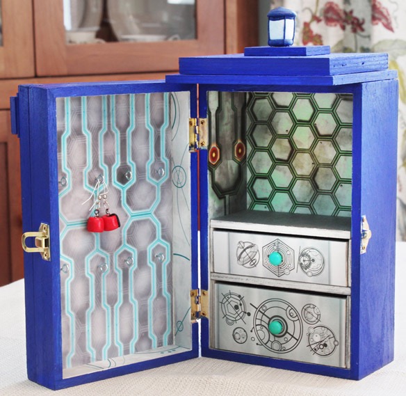 Doctor Who TARDIS Jewelry Box