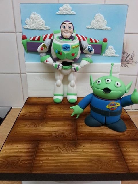 Buzz Lightyear Cake With Little Green Man