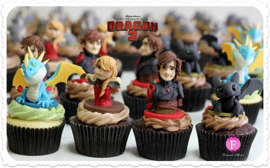 HOW TO TRAIN YOUR DRAGON 2 cupcakes