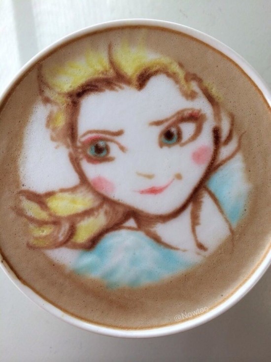 Frozen Elsa Latte Art