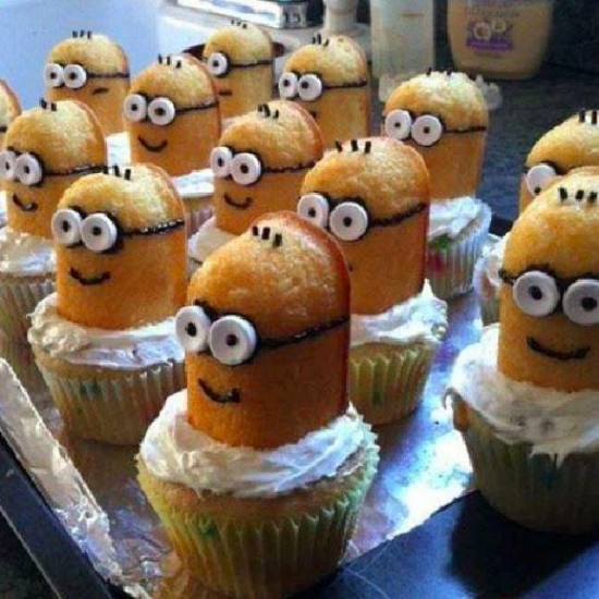 Twinkie Cupcakes That Look Like Despicable Me's Minions
