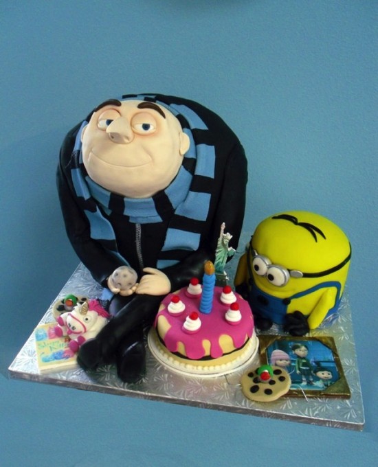 Despicable Me Cake