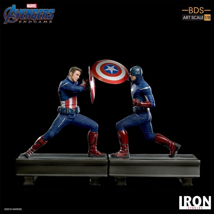 Avengers: Endgame - Cap vs Cap Statues