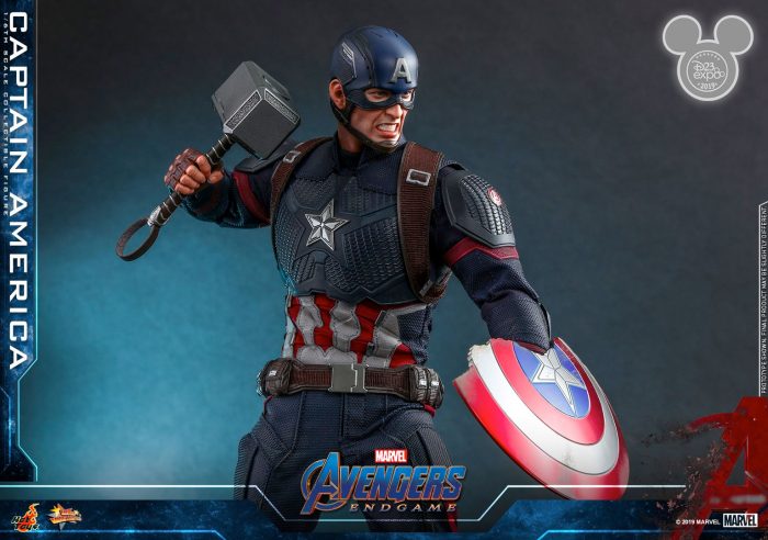 Hot Toys Captain America Figure