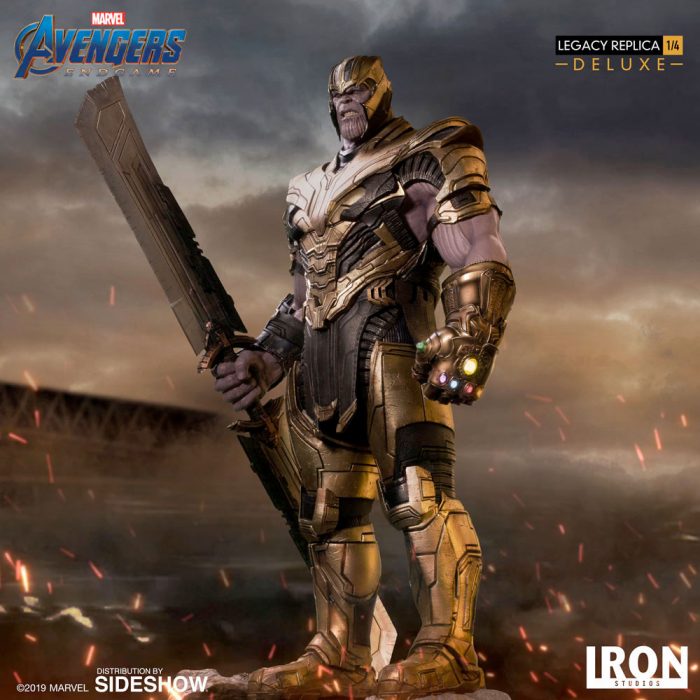 Avengers Endgame - Thanos Statue