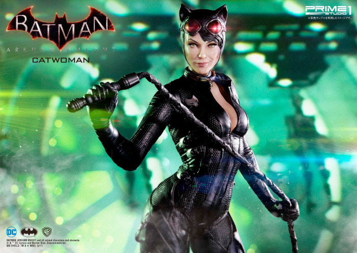 Batman Arkham Asylum - Catwoman Statue