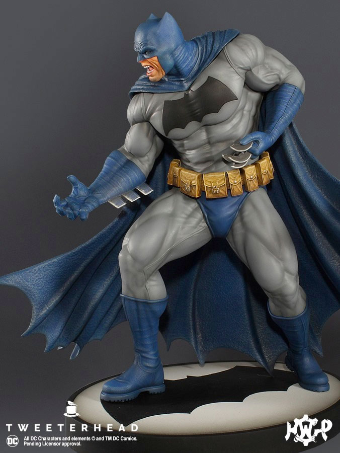 The Dark Knight Returns - Batman Maquette by Tweeterhead