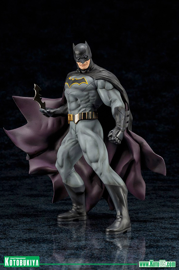 Batman DC Rebirth Statue