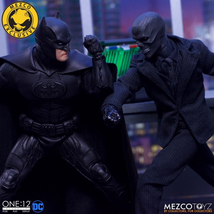 Batman: Sovereign Knight vs Black Mask One:12 Collective Figure