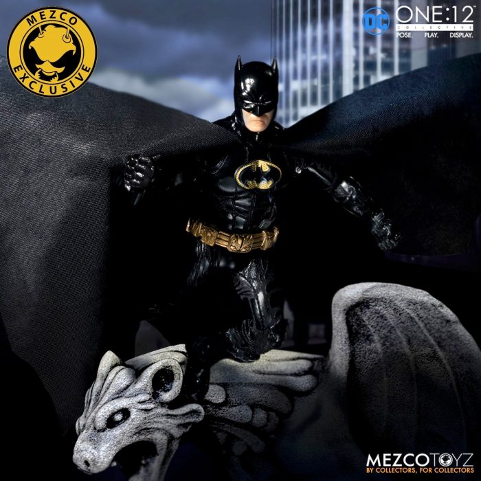 Batman The Sovereign Knight Onyx Edition Mezco Toyz