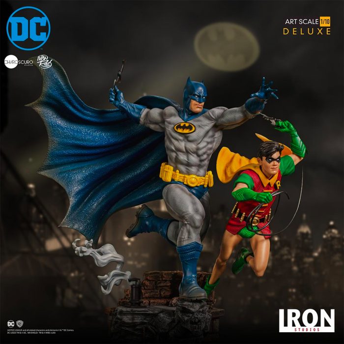 Batman and Robin Statue - Ivan Reis