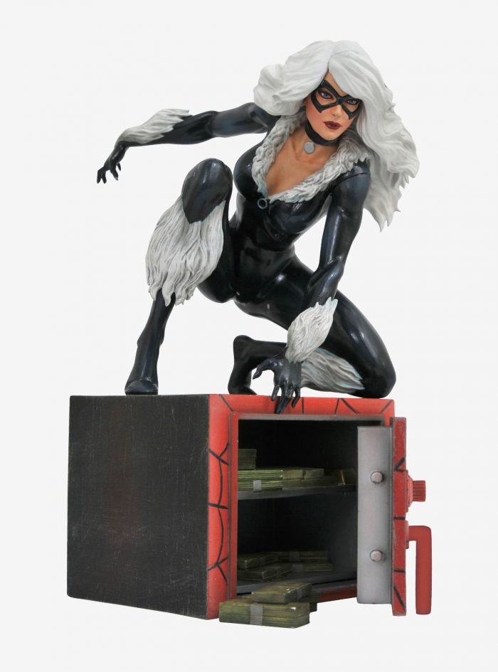 Black Cat Diamond Select Figure