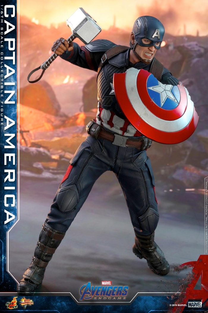 Captain America - Hot Toys Figure with Mjolnir