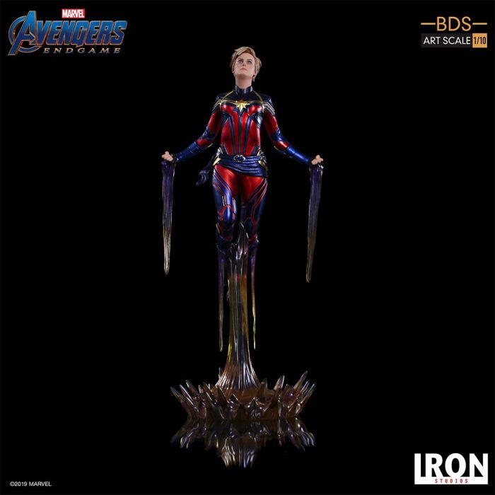 Captain Marvel Battle Diorama Statue