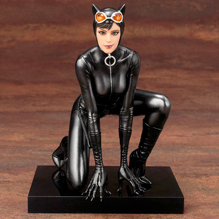 Catwoman Statue