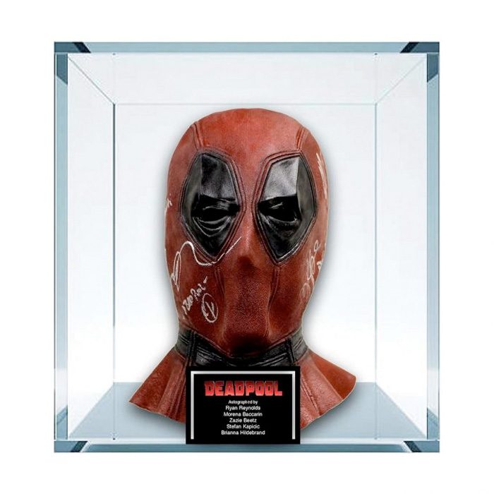 Deadpool Mask Replica