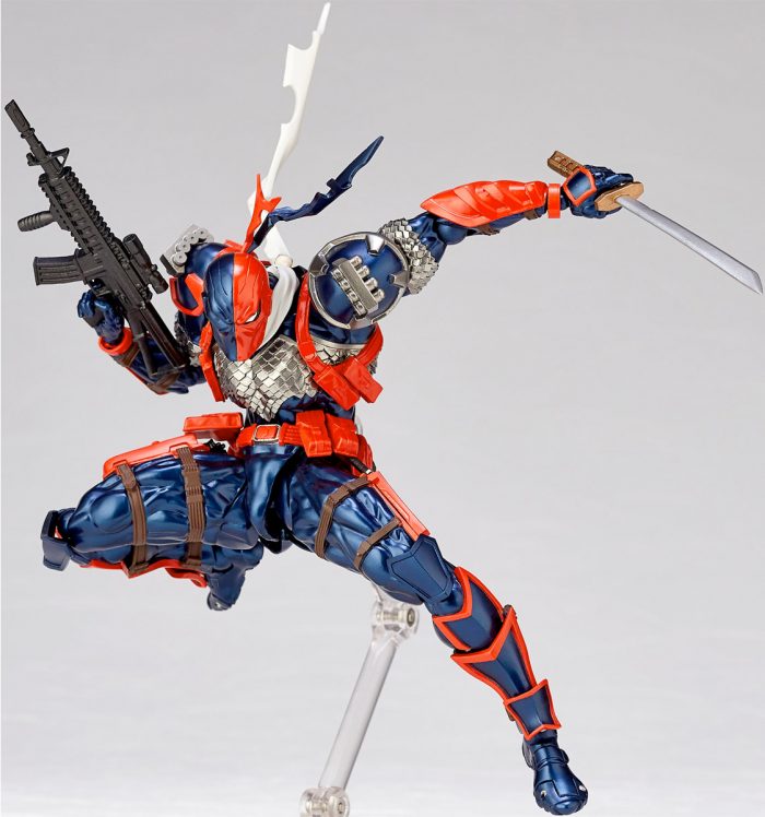 Deathstroke - Revoltech Figure