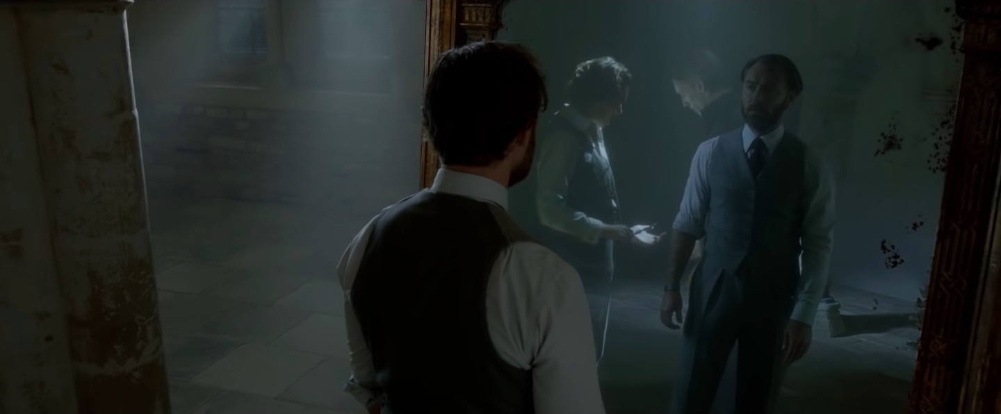 Фантастические твари: преступления грин-де-вальда фильм 2018. Клятва гриндевальда. Клятва гриндевальда. Гриндевальд дуэль с дамблдором. Клятва гриндевальда.