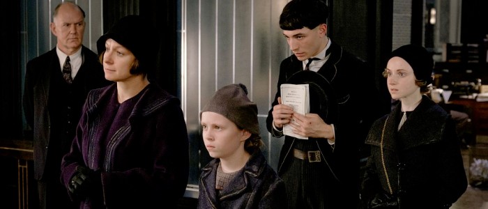 fantasticbeasts-barebonefamily