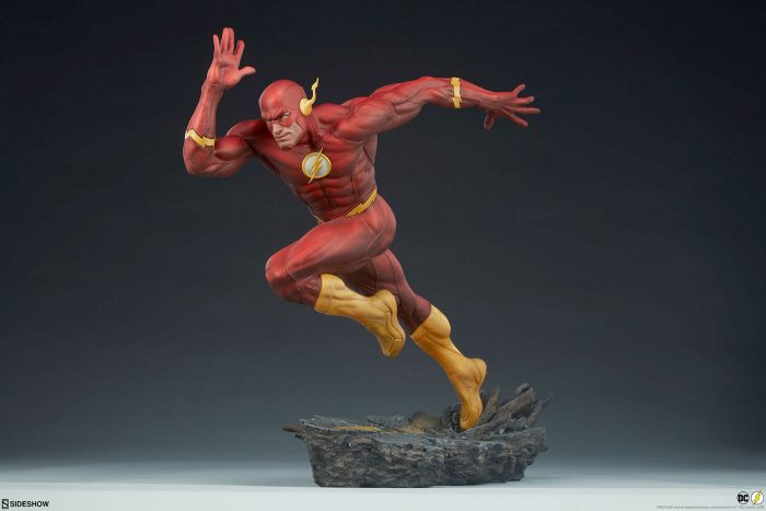 The Flash Sideshow Collectibles Premium Format Figure