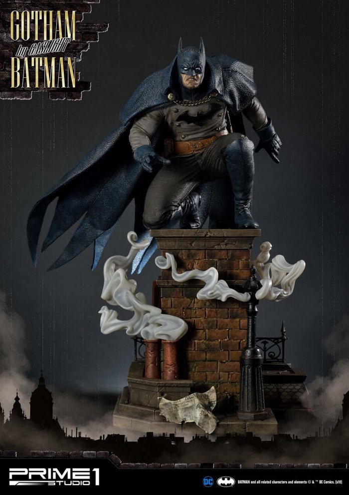 Gotham By Gaslight - Batman Statue Blue Version