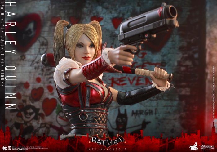 Harley Quinn - Batman: Arkham Knight Figure