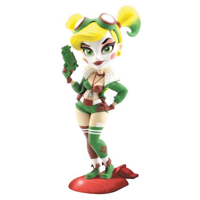 Harley Quinn DC Bombshells Holiday Vinyl Figure