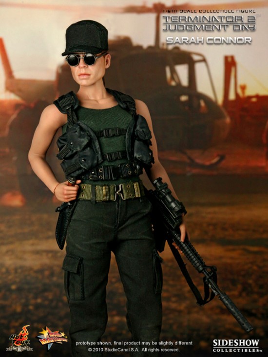 Hot Toys Sarah Connor Figure