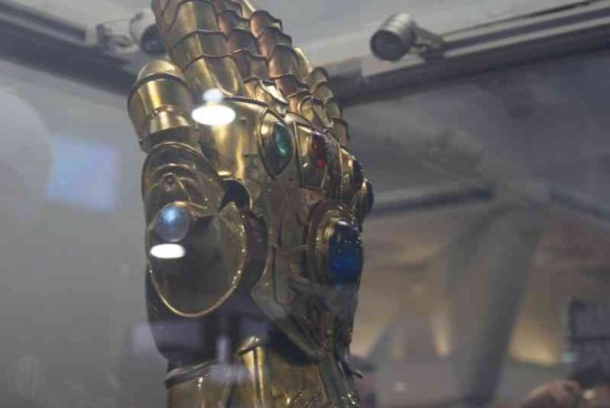 infinity-gauntlet-prop