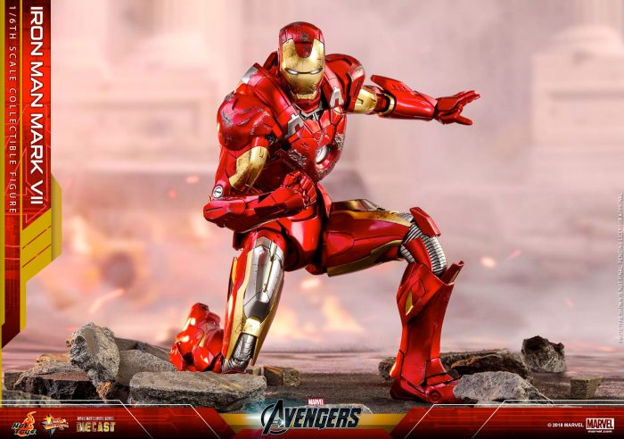 Iron Man Mark VII Hot Toys Figure