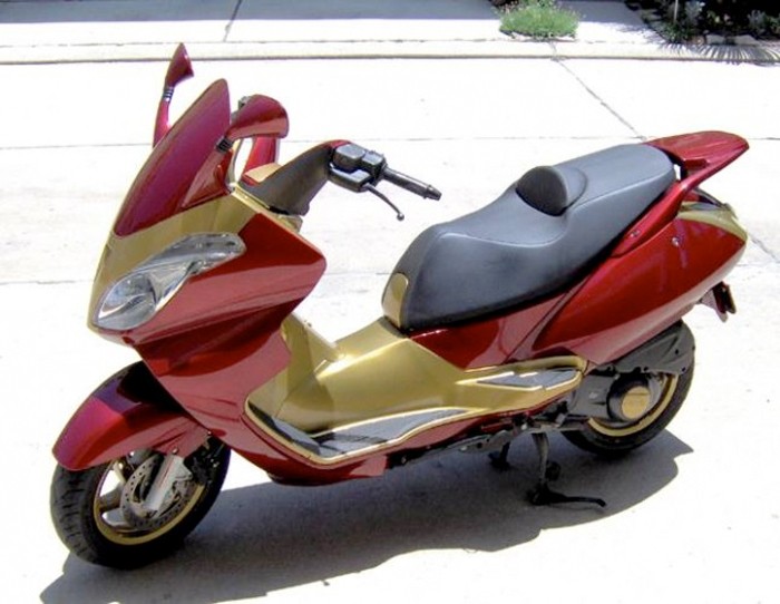 ironman-moped