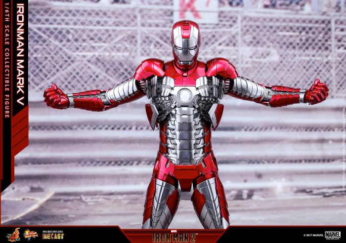 Hot Toys Iron Man 2 Die Cast Armor Figure
