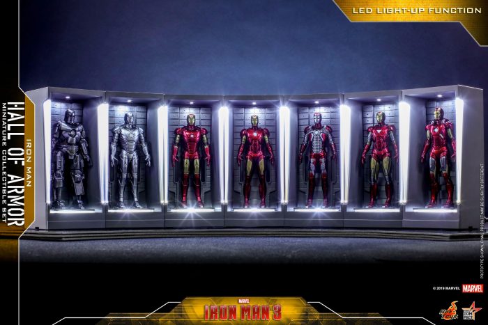 Iron Man Hall of Armor - Hot Toys