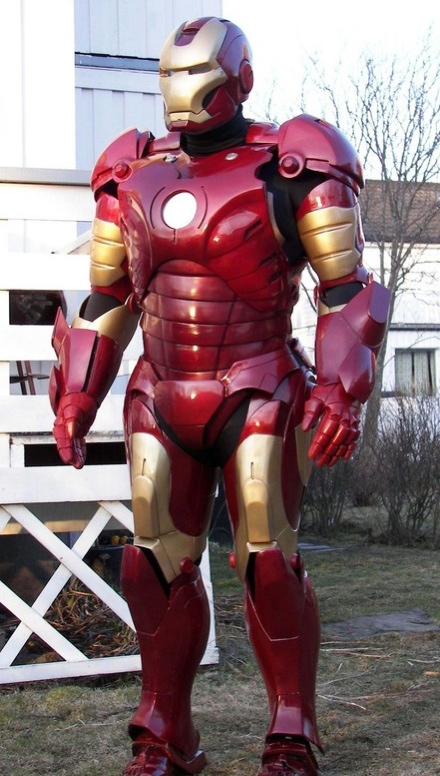 Cool Stuff: Custom Iron Man Costume