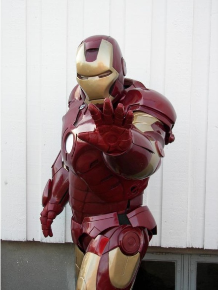 Cool Stuff: Custom Iron Man Costume