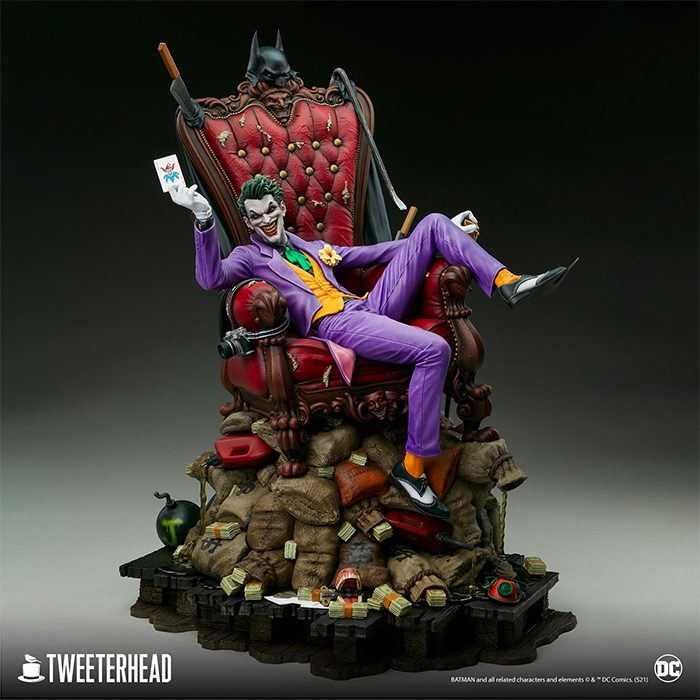 Joker Statue