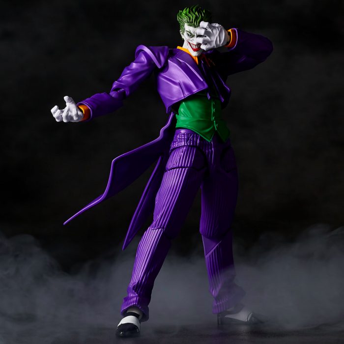 Joker Revoltech Figure