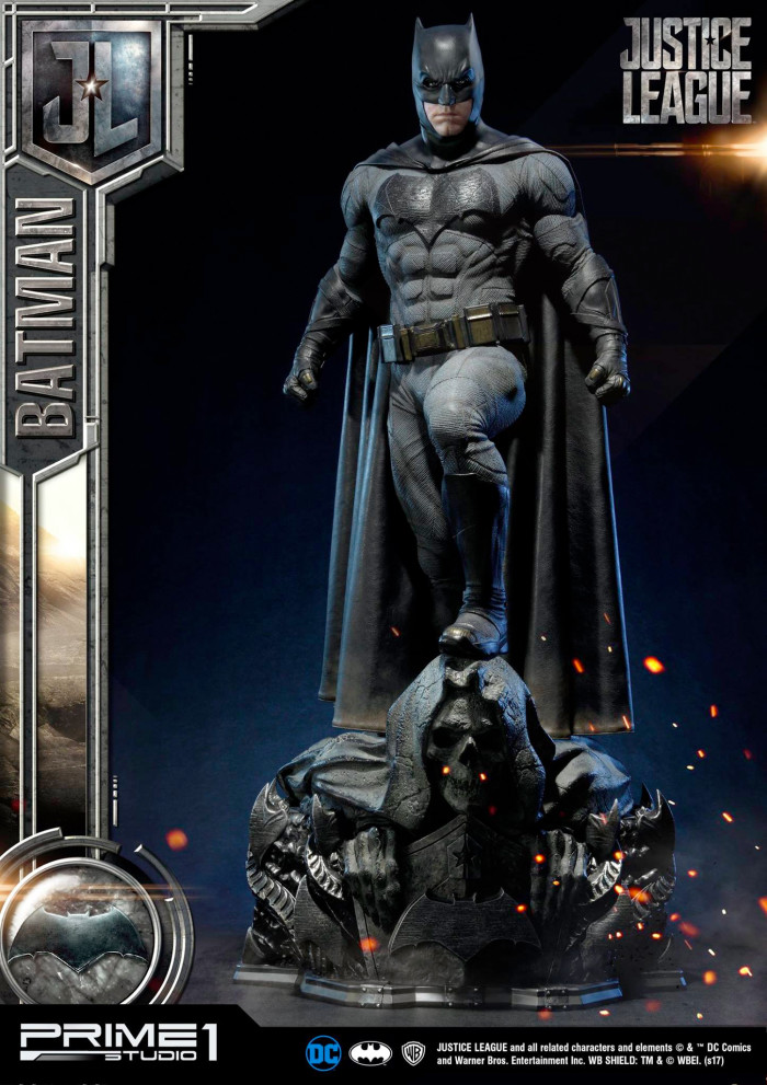 Justice League - Batman Prime 1 Studio Statue