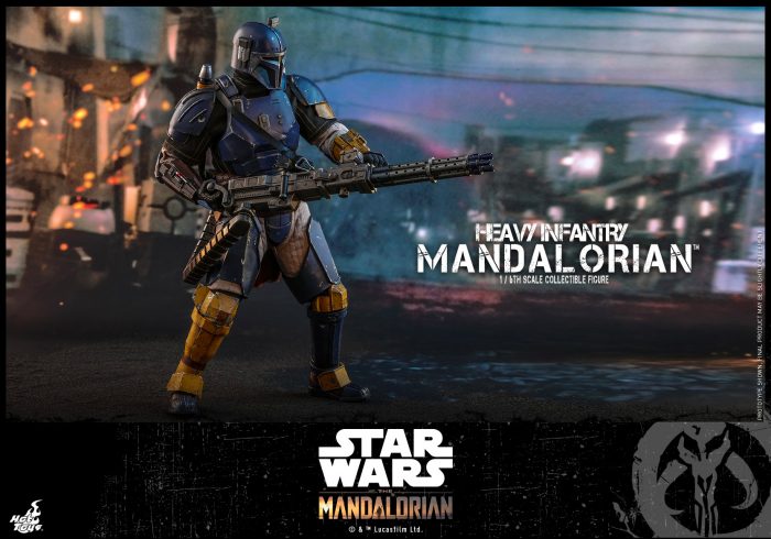 Hot Toys Heavy Infantry Mandalorian Figure