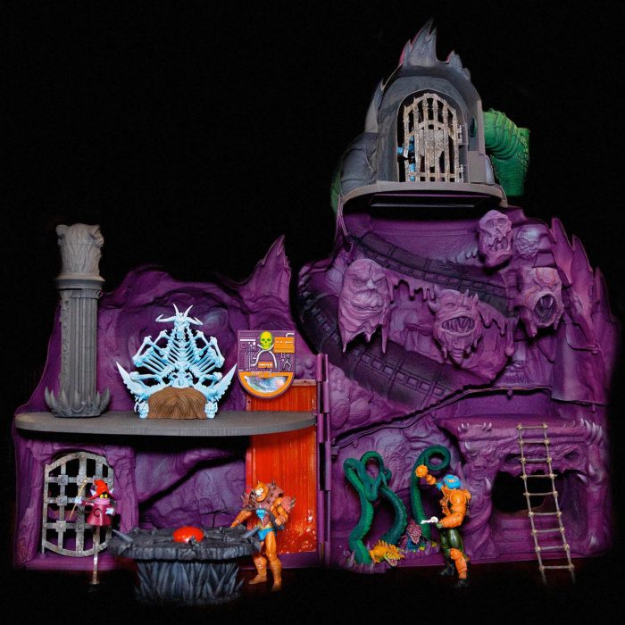Masters of the Universe Snake Mountain Playset