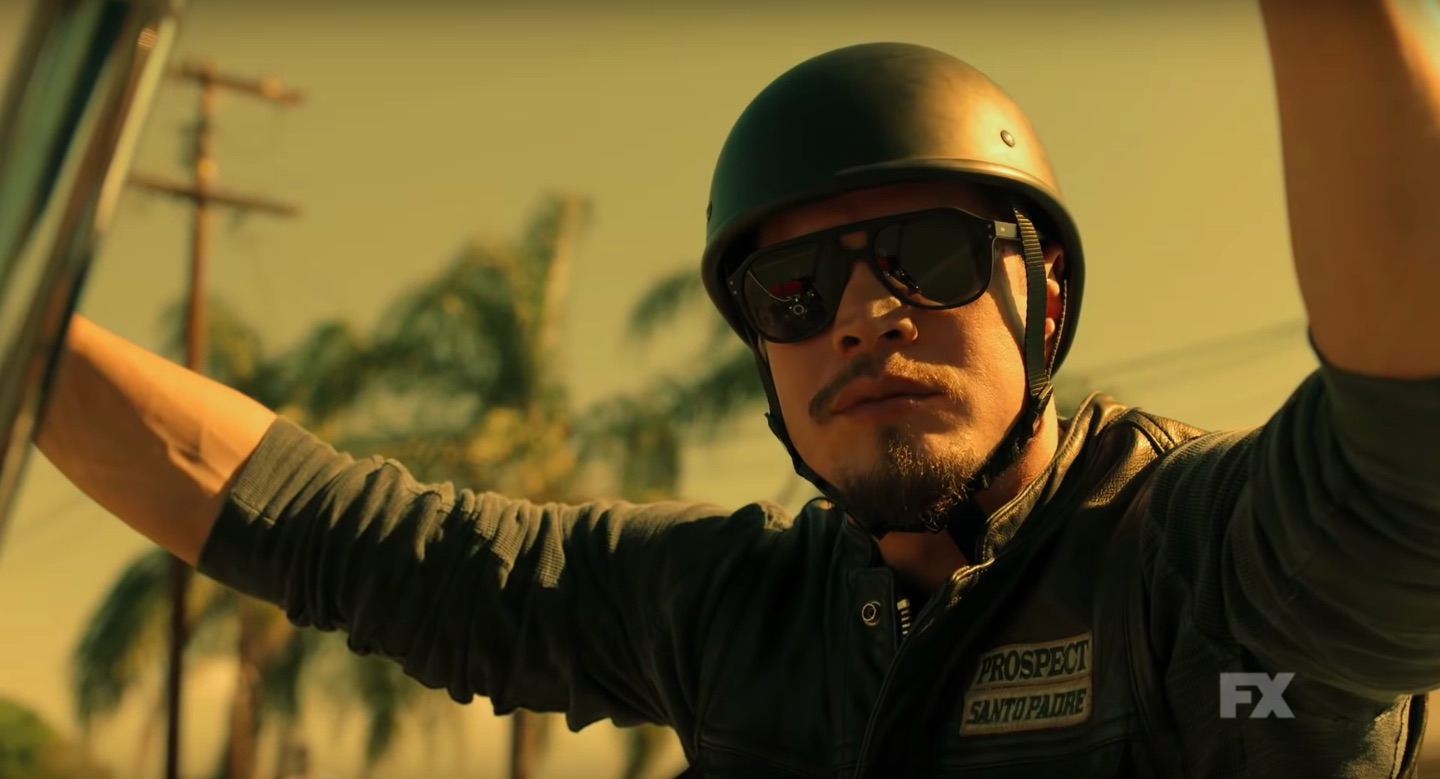 Mayans Mc Trailer Meet The New Prospect Of The Sons Of Anarchy