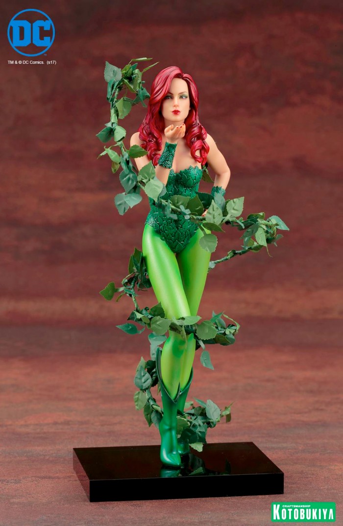 Poison Ivy Statue