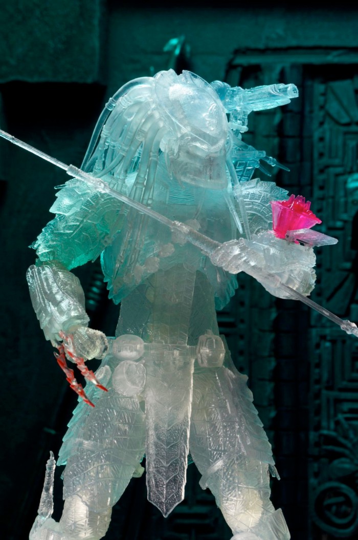 predator-neca-cloaked-hologram