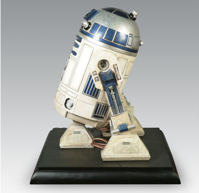 Cool Stuff: R2-D2 and C-3PO Life-Size Figures