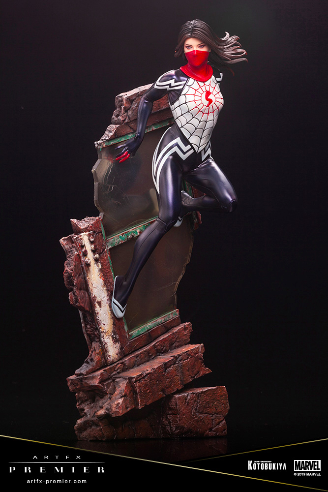 Spider-Man - Silk Statue