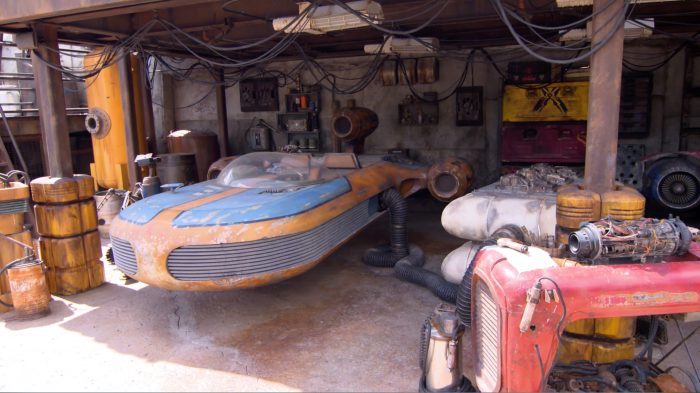 star wars galaxys edge speeder