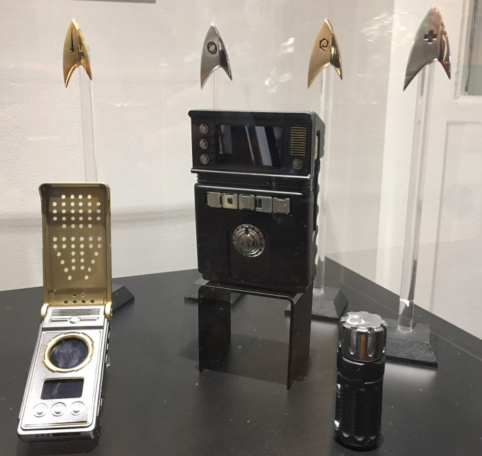 Star Trek Discovery Communicator, Tricorder and Insignia Badges